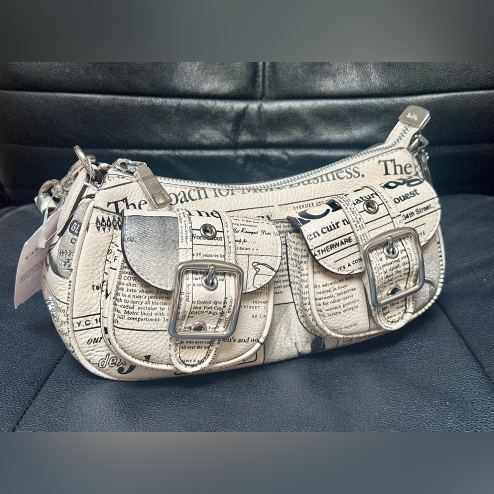 NWT Coach Ashton Shoulder Bag With Newspaper Print CDC12 - Picture 8 of 15